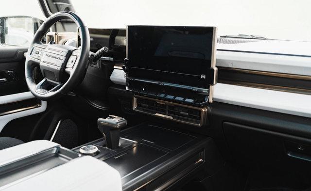 Photo of 2025 Void Black GMC HUMMER EV Pickup