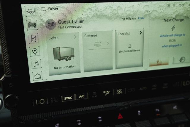 Photo of 2025 Void Black GMC HUMMER EV Pickup