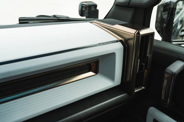Photo of 2025 Void Black GMC HUMMER EV Pickup