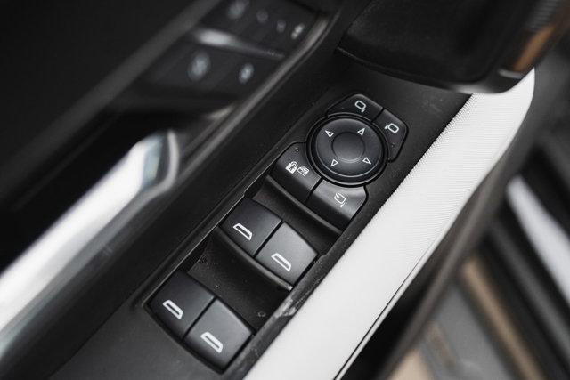 Photo of 2025 Void Black GMC HUMMER EV Pickup