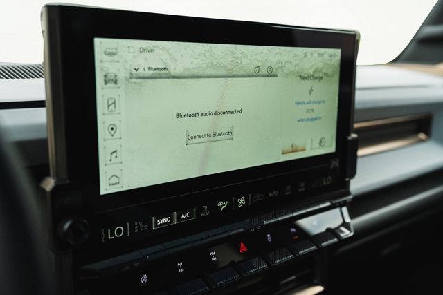 Photo of 2025 Void Black GMC HUMMER EV Pickup