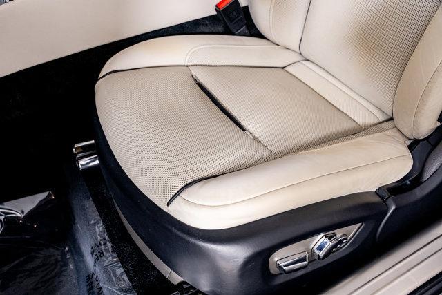 Photo of 2018 Black Ember Rolls-Royce Dawn