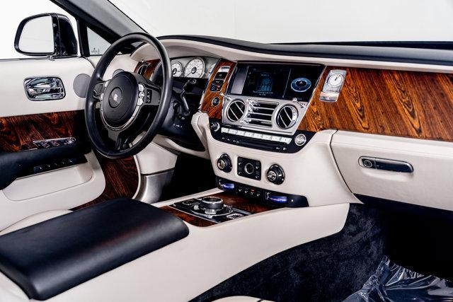 Photo of 2018 Black Ember Rolls-Royce Dawn