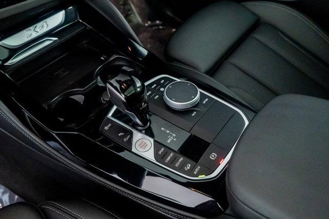 Photo of 2025 Black BMW X4