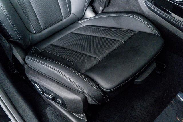 Photo of 2025 Black BMW X4