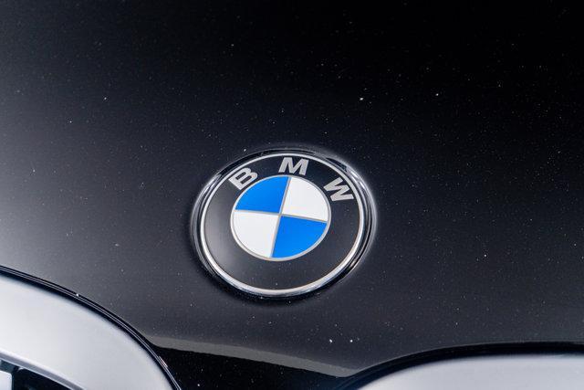 Photo of 2025 Black BMW X4