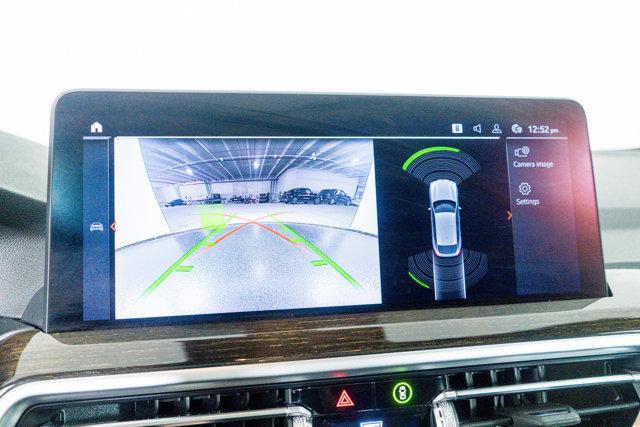 Photo of 2025 Black BMW X4