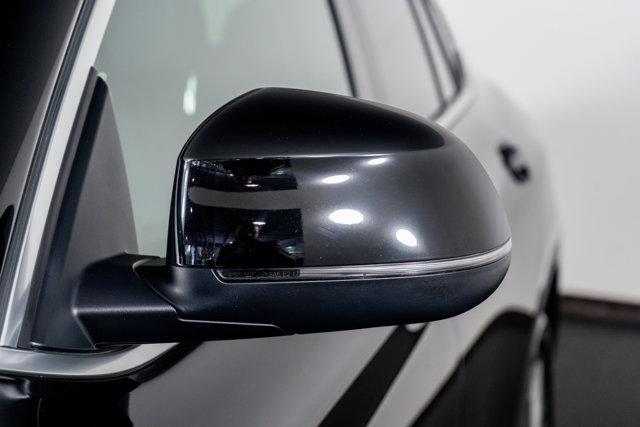 Photo of 2025 Black BMW X4
