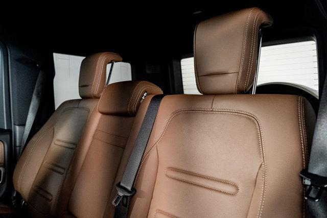 Photo of 2022 Black Mercedes-Benz G-Class