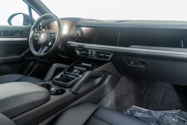 Photo of 2024 Black Porsche Cayenne