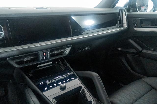 Photo of 2024 Black Porsche Cayenne