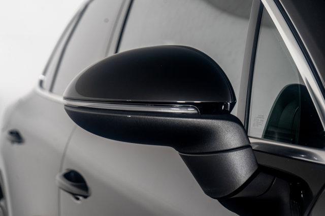Photo of 2024 Black Porsche Cayenne