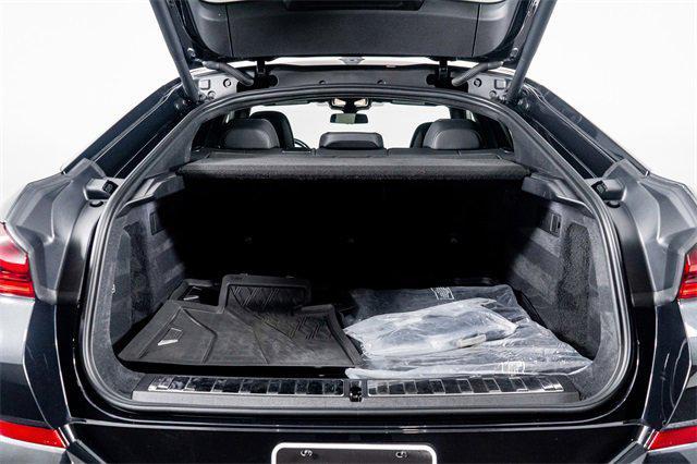 Photo of 2024 Black Sapphire Metallic BMW X6