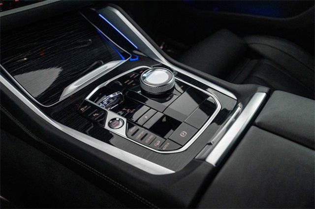 Photo of 2024 Black Sapphire Metallic BMW X6