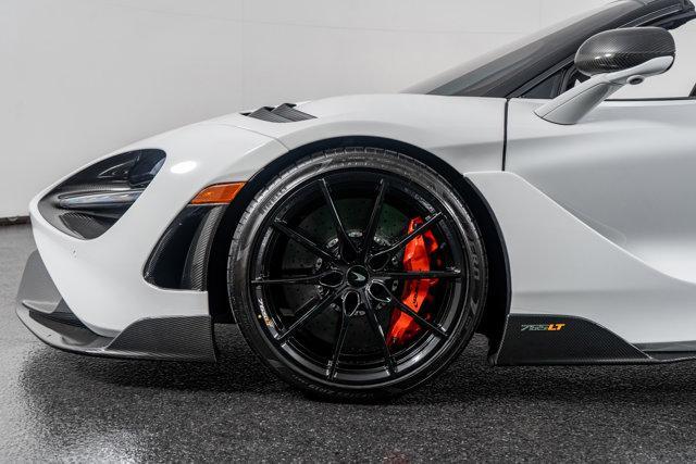 Photo of 2022 White McLaren 765LT