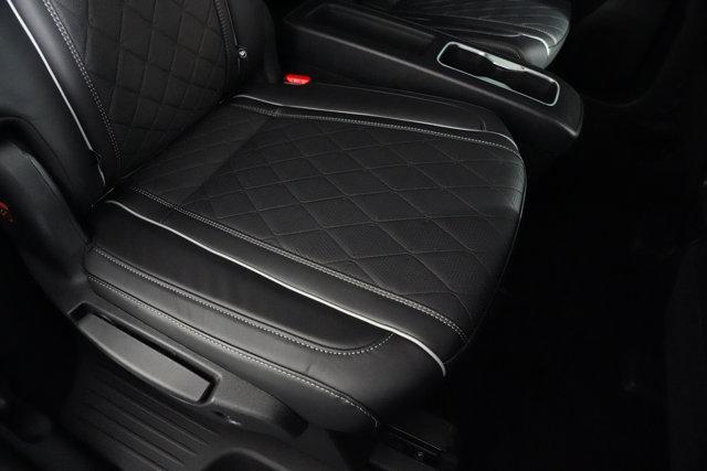 Photo of 2025 Mineral Black INFINITI QX60