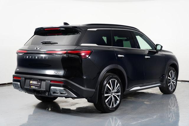 Photo of 2025 Mineral Black INFINITI QX60