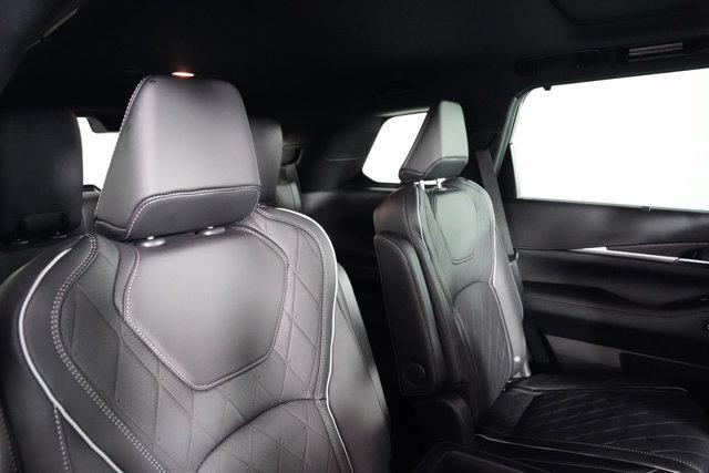 Photo of 2025 Mineral Black INFINITI QX60