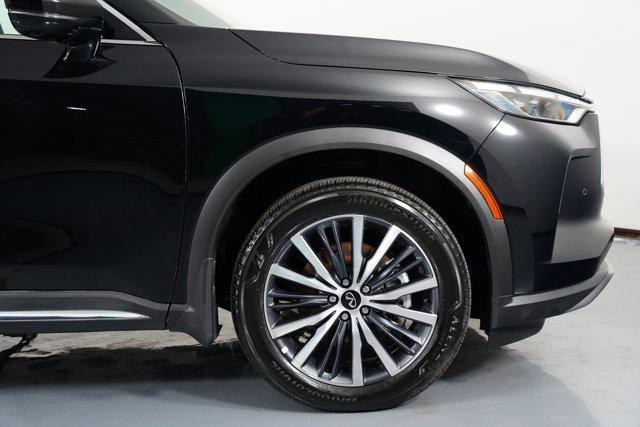 Photo of 2025 Mineral Black INFINITI QX60
