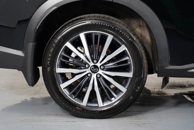 Photo of 2025 Mineral Black INFINITI QX60