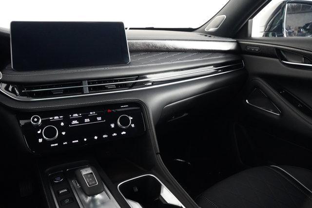 Photo of 2025 Mineral Black INFINITI QX60
