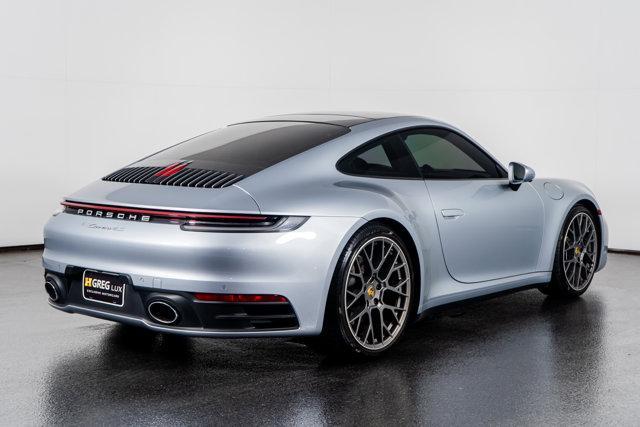 Photo of 2020 Dolomite Silver Metallic Porsche 911