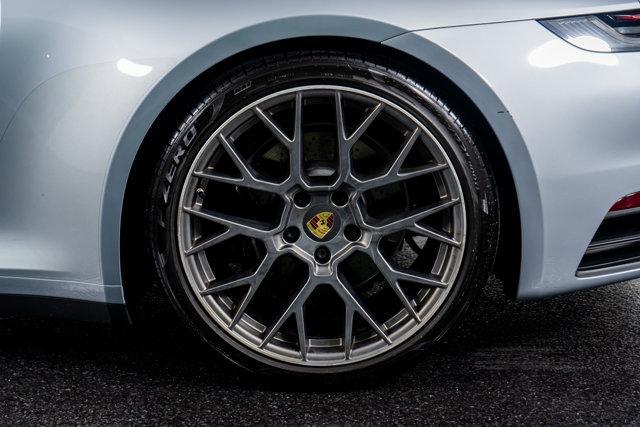 Photo of 2020 Dolomite Silver Metallic Porsche 911