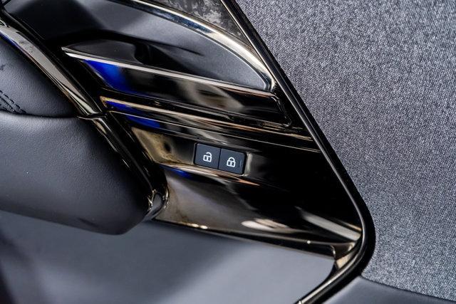 Photo of 2024 Varesine Blue Metallic Land Rover Range Rover Sport