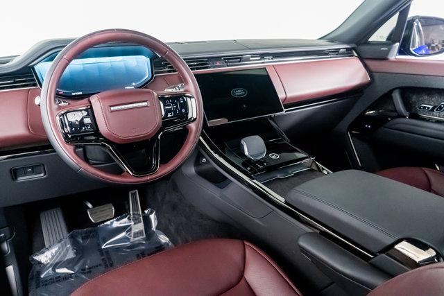 Photo of 2024 Varesine Blue Metallic Land Rover Range Rover Sport