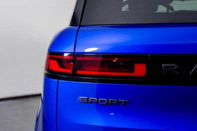 Photo of 2024 Varesine Blue Metallic Land Rover Range Rover Sport