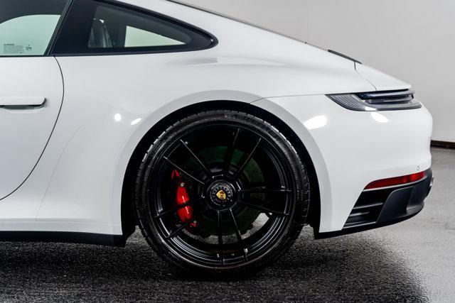 Photo of 2023 White Porsche 911
