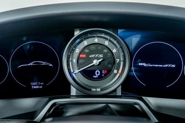 Photo of 2023 White Porsche 911