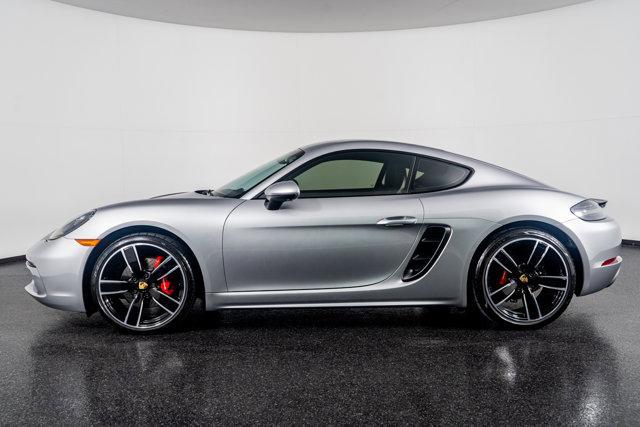 Photo of 2024 GT Silver Metallic Porsche 718 Cayman