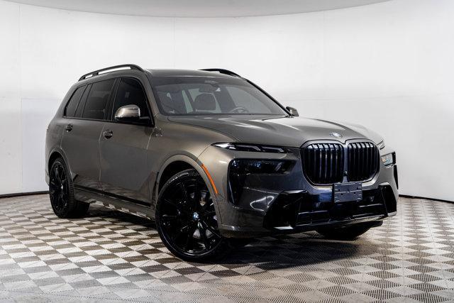 2023 BMW X7