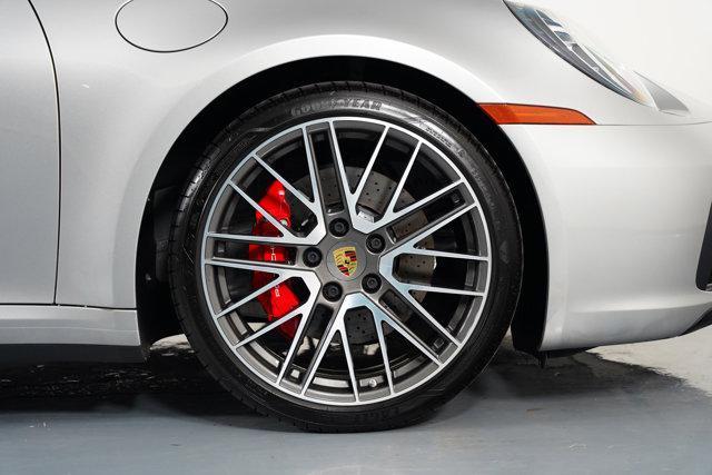 Photo of 2022 GT Silver Metallic Porsche 911
