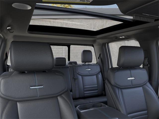 Photo of 2025 STAR WHITE Ford F-350