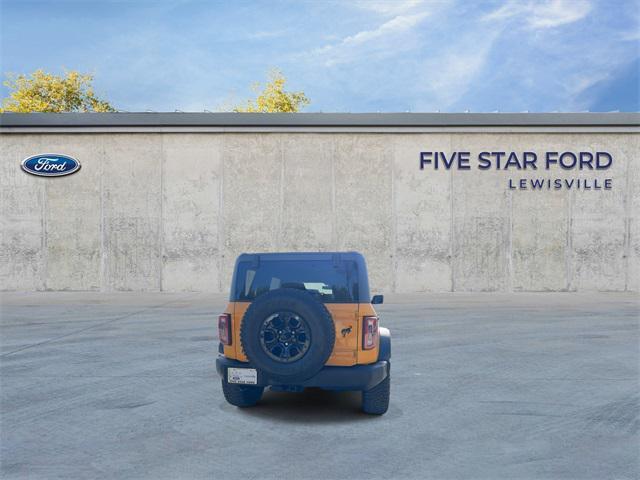 Photo of 2022 CYBER ORANGE MET TRI-COAT Ford Bronco