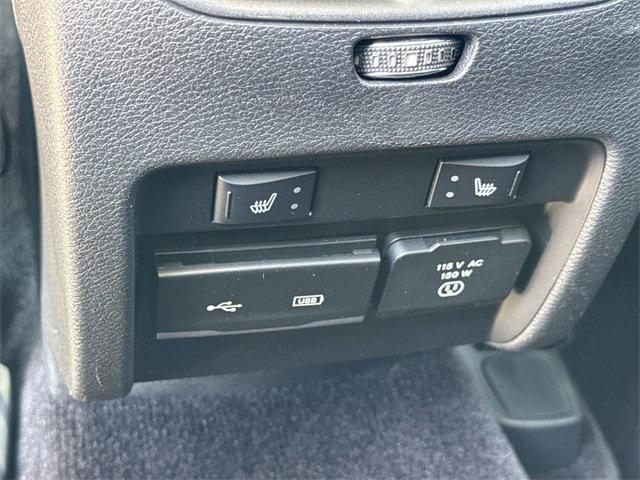 Photo of 2019 Diamond Black Crystal Pearlcoat Jeep Cherokee