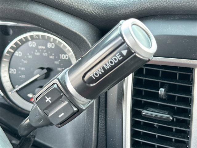 Photo of 2019 Gun Metallic Nissan Titan