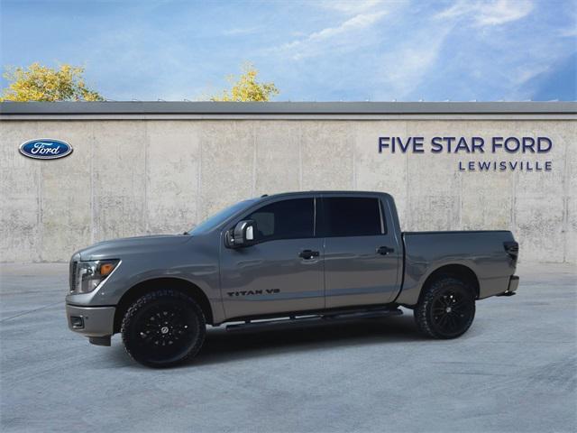 Photo of 2019 Gun Metallic Nissan Titan