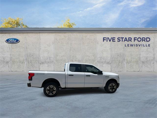 Photo of 2022 OXFORD WHITE Ford F-150 Lightning