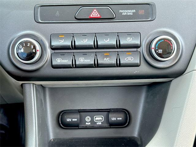 Photo of 2017 Black Cherry Kia Sportage