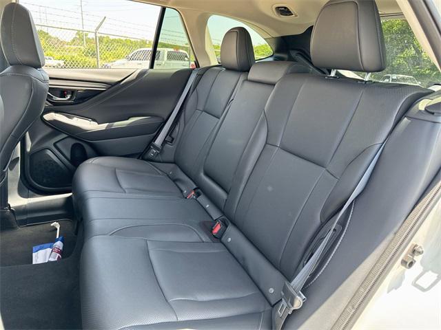 Photo of 2024 Crystal White Pearl Subaru Outback