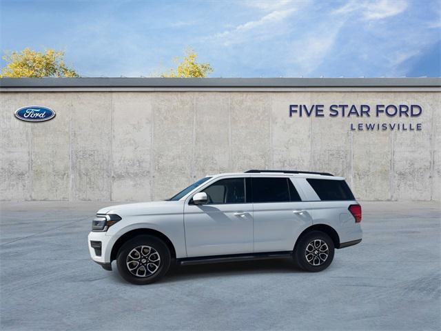 Photo of 2024 OXFORD WHITE Ford Expedition