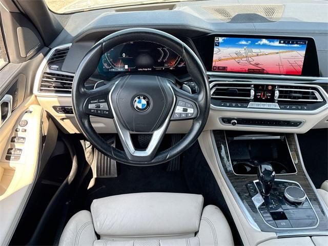 Photo of 2021 Mineral White Metallic BMW X5