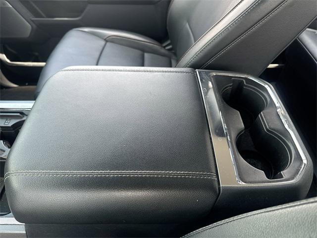 Photo of 2023 OXFORD WHITE Ford F-250