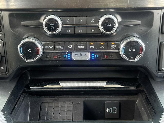 Photo of 2023 OXFORD WHITE Ford F-250