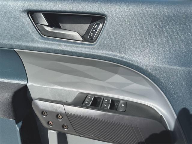 Photo of 2024 OXFORD WHITE Ford Maverick