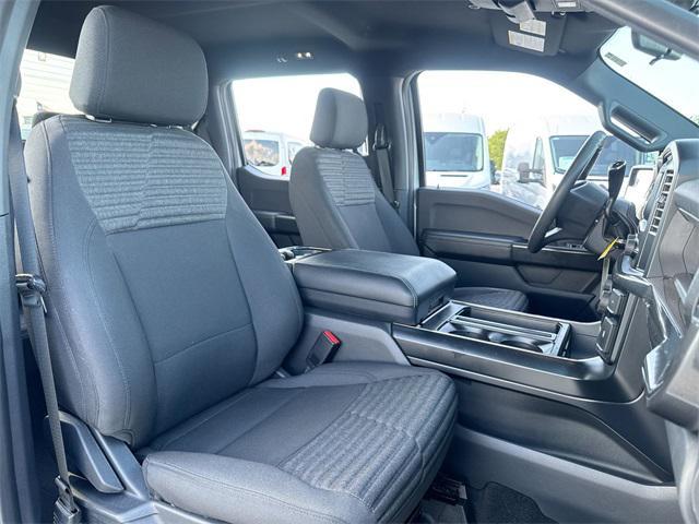Photo of 2022 SPACE WHITE METALLIC Ford F-150