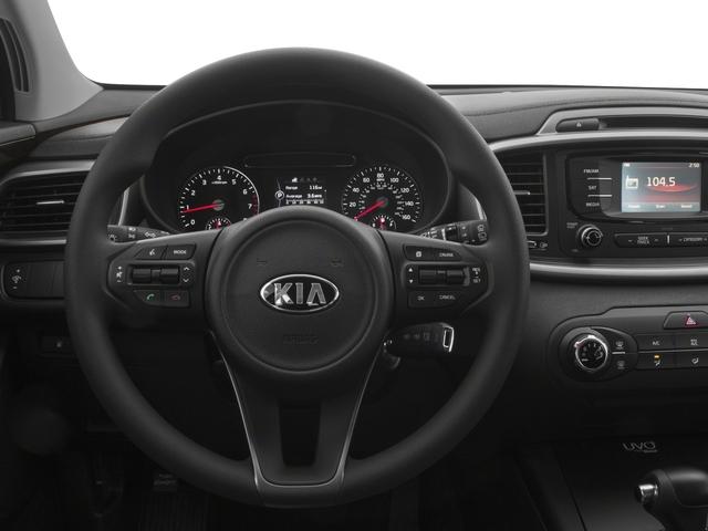 Photo of 2018 Sparkling Silver Kia Sorento